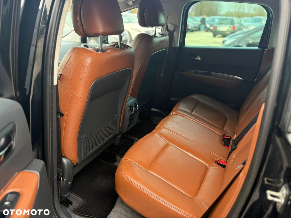 Peugeot 3008 Hybrid4 - 14