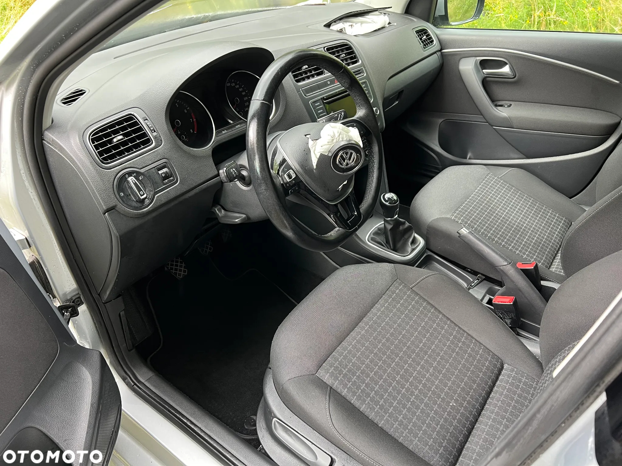 Volkswagen Polo 1.0 Comfortline - 8
