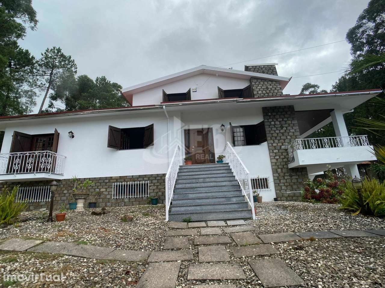 MORADIA 4 FRENTES OLIVEIRA DE AZEMEIS - Grande imagem: 2/22