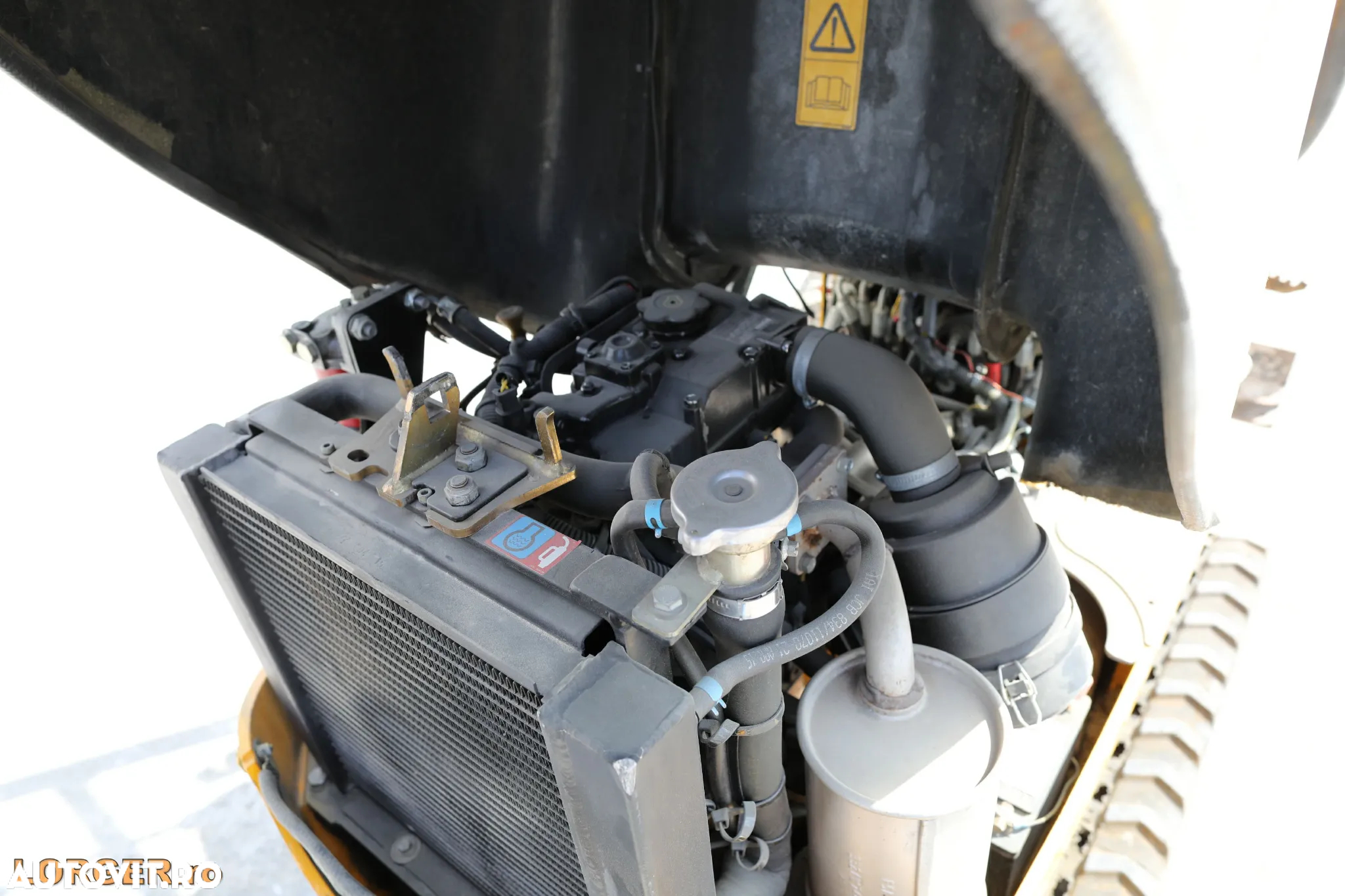 JCB 8008 CTS - 11
