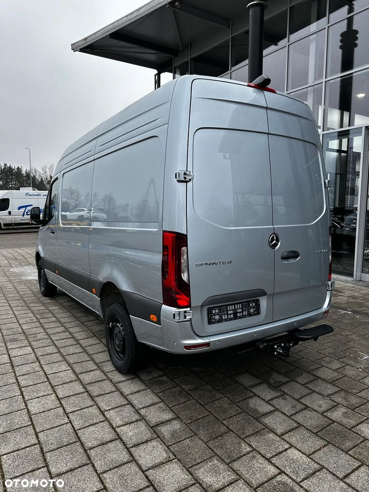 Mercedes-Benz Sprinter - 9