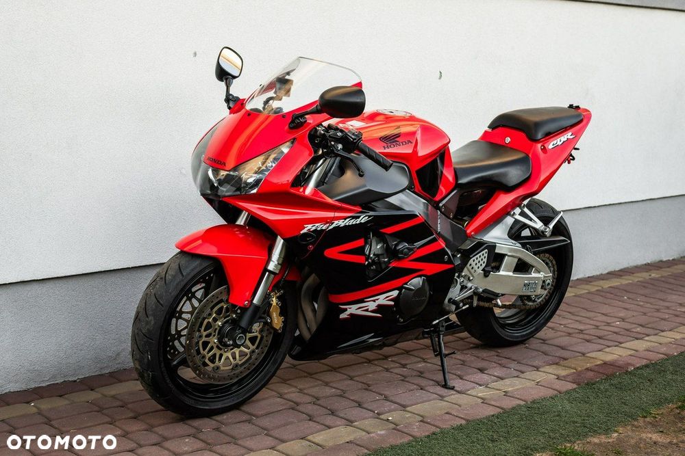 Honda CBR - 7