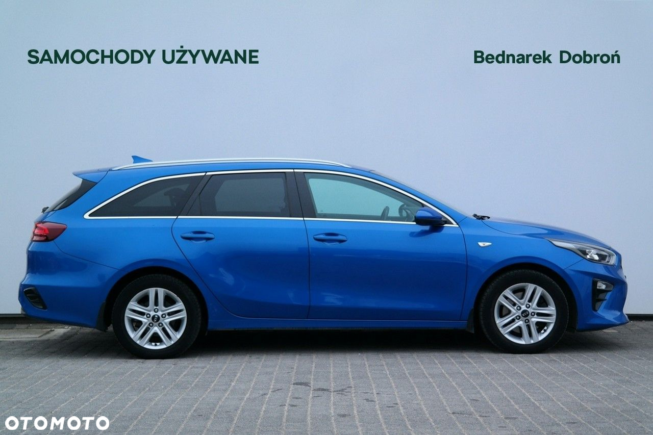 Kia Ceed - 4