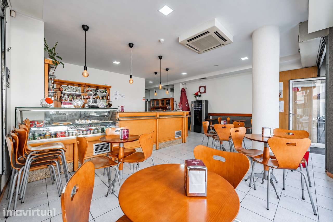 Trespasse de restaurante/café na Rua da Cruz de Pedra | Braga - Grande imagem: 5/26
