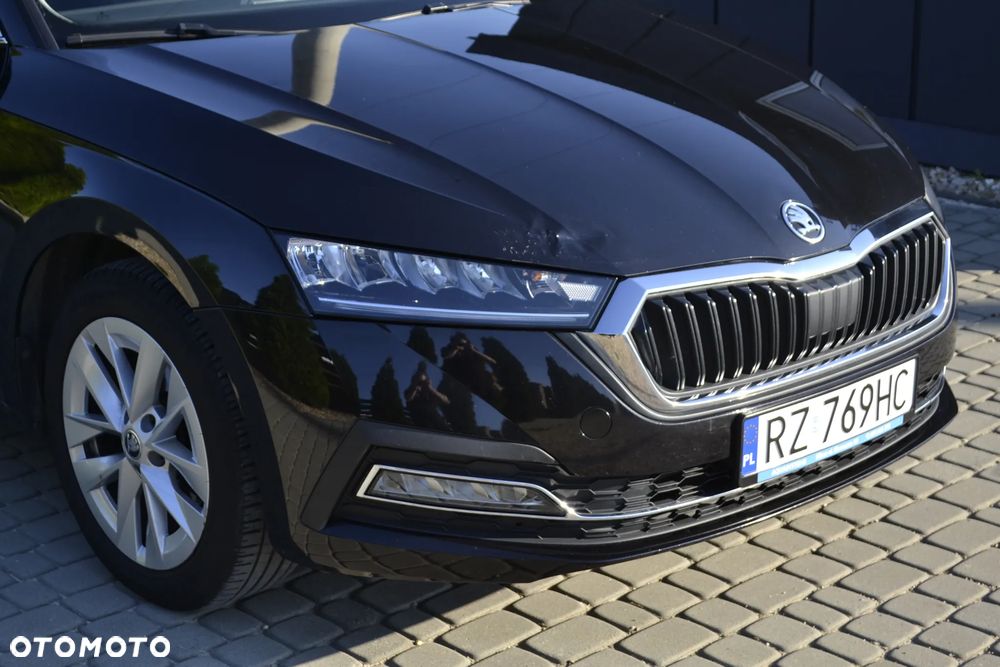 Skoda Octavia 2.0 TDI DSG Style - 7