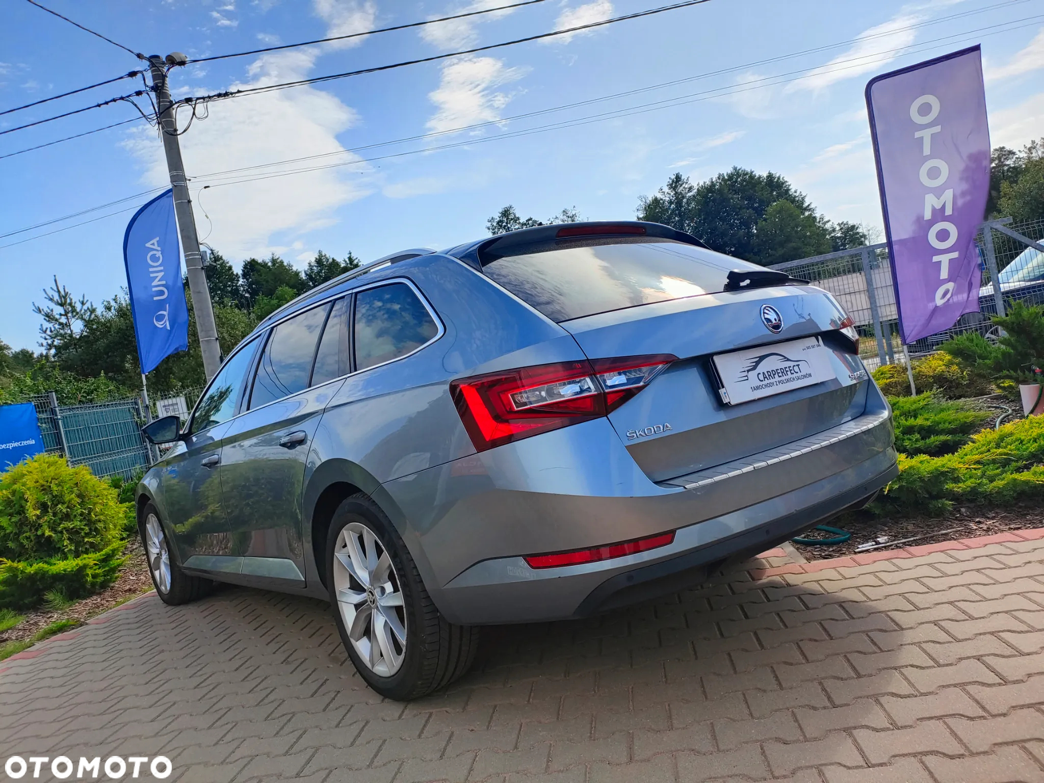 Skoda Superb 2.0 TDI DSG Premium Edition - 10