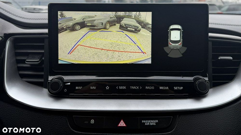 Kia XCeed - 33