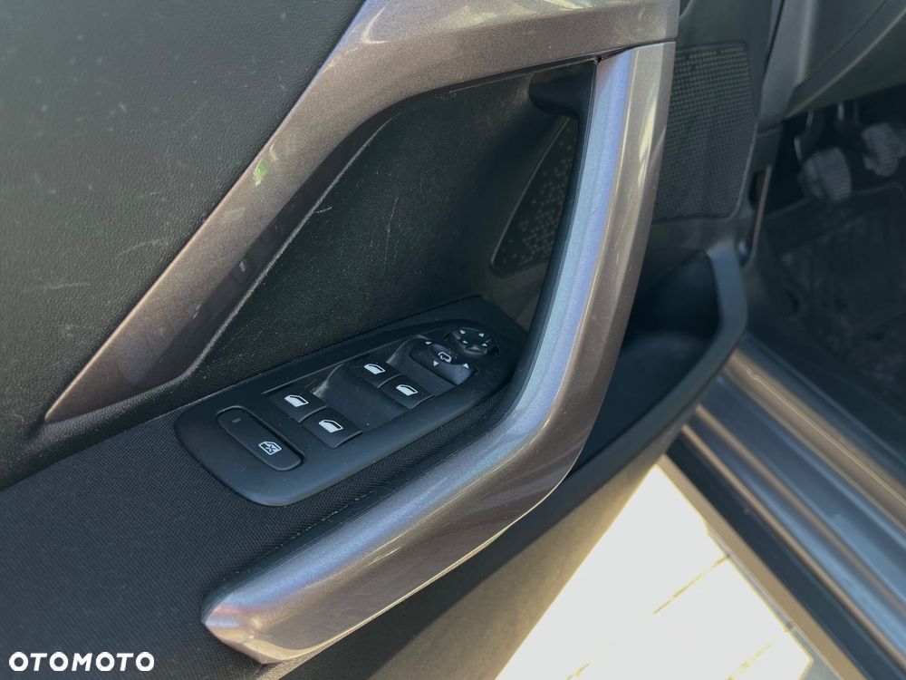 Peugeot 2008 e-HDi FAP 92 STOP & START Allure - 15