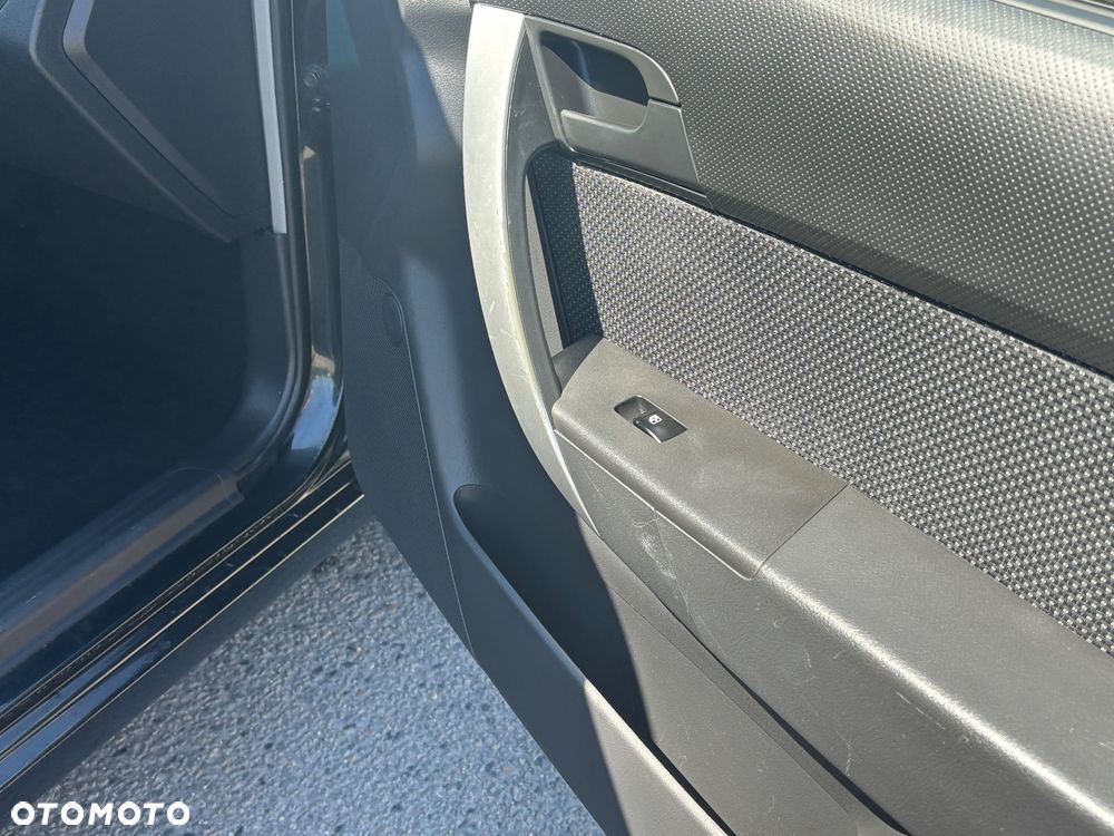 Chevrolet Aveo 1.2 16V LS - 28