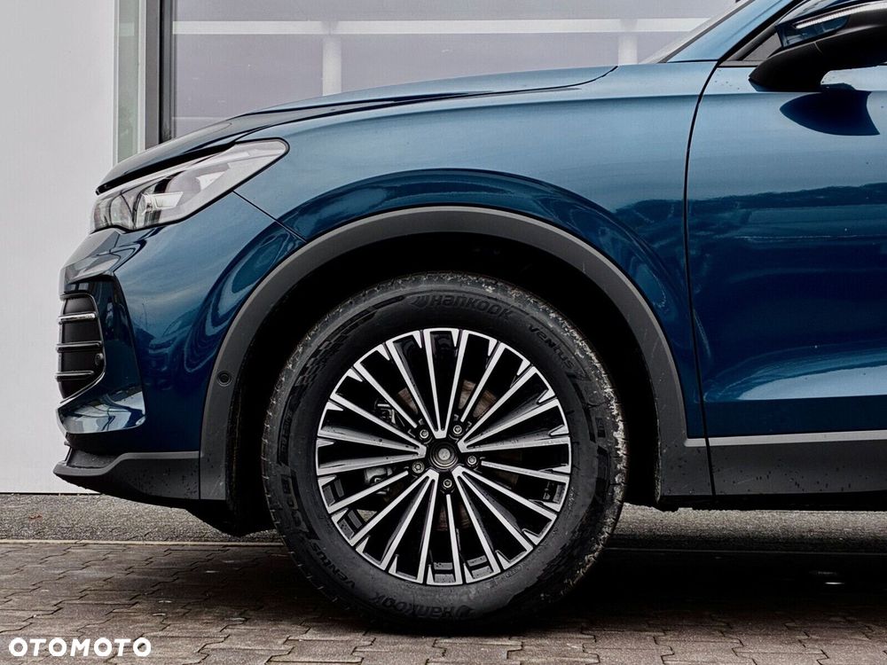 Volkswagen Tiguan - 25