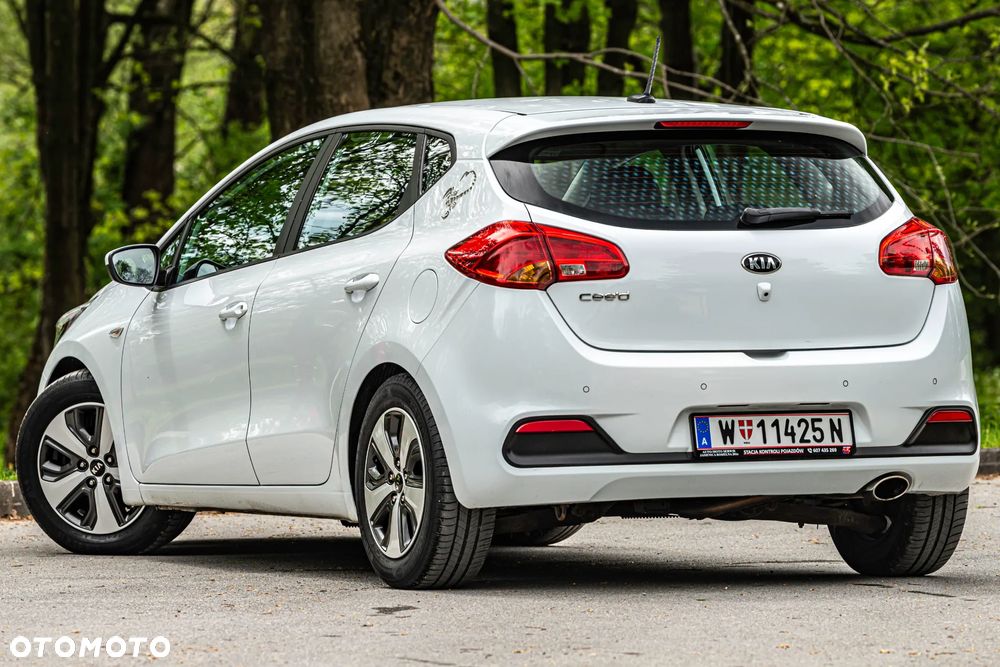 Kia Ceed 1.4 CVVT Vision - 4