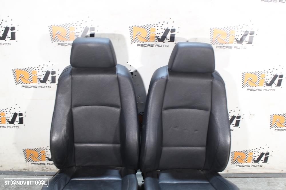 Conjunto De Bancos Bmw 1 Coupé (E82)  Bancos Bmw Serie 1 E82 Coupe Pac - 2