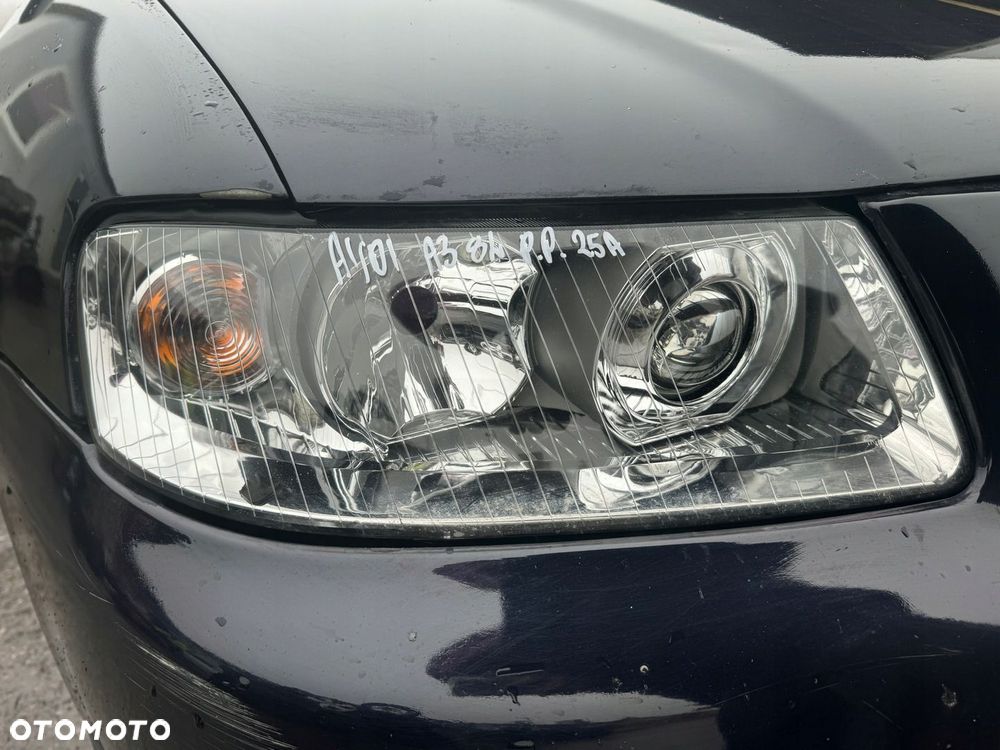 AUDI A3 8L LAMPA PRAWY PRZÓD PRAWA PRZEDNIA - 2