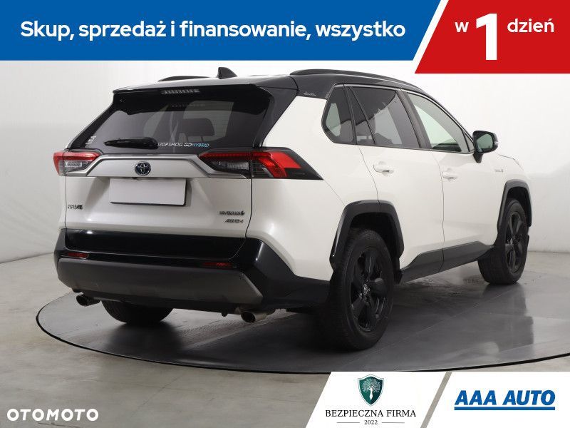 Toyota RAV4 - 7