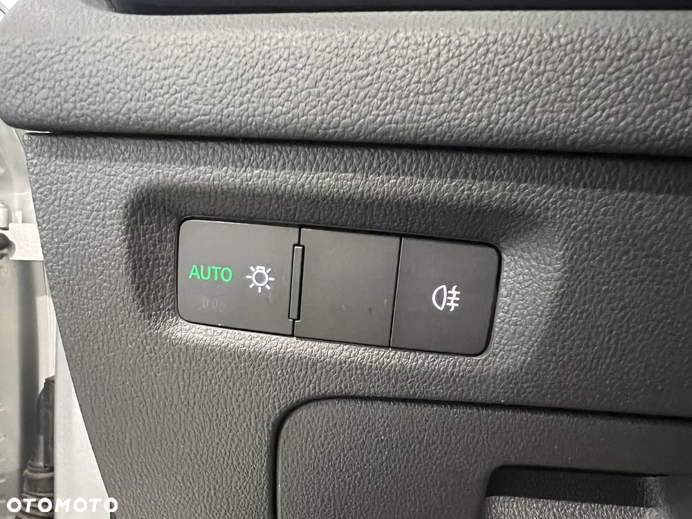 Skoda Octavia 1.5 TSI mHEV Essence DSG - 19