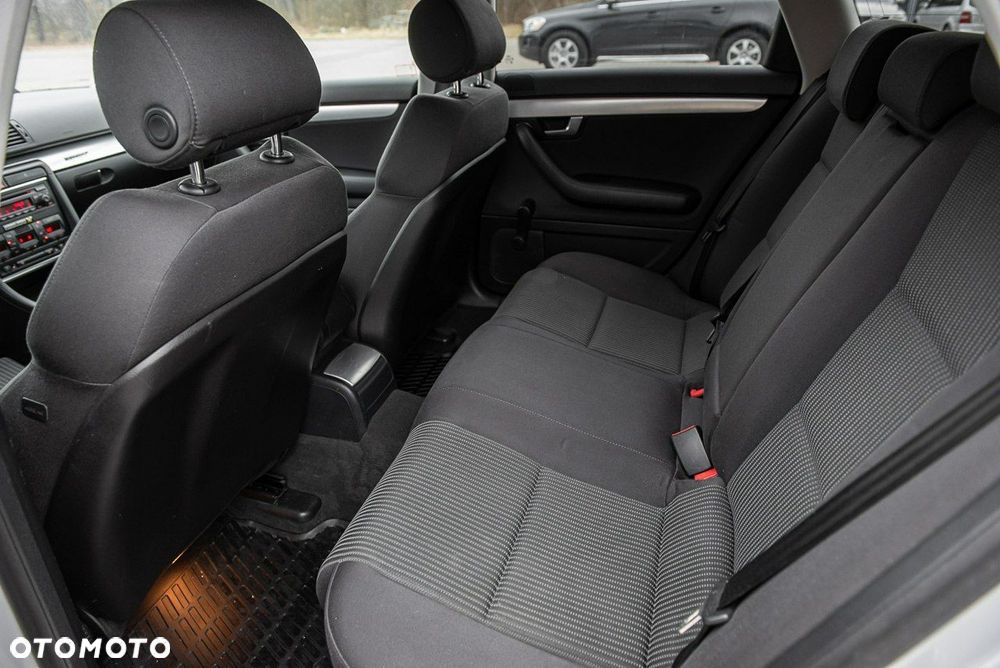 Audi A4 Avant 2.0T FSI Quattro - 7