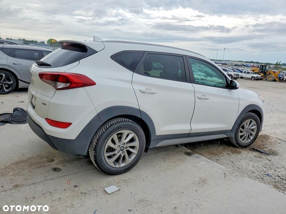 Hyundai Tucson - 6