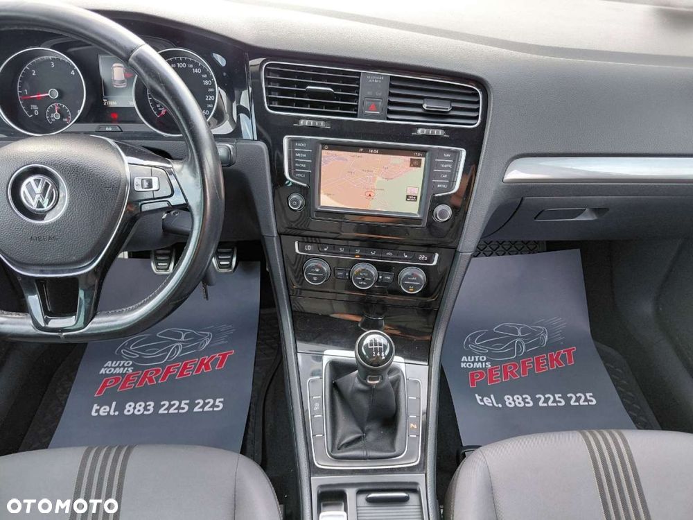 Volkswagen Golf - 20