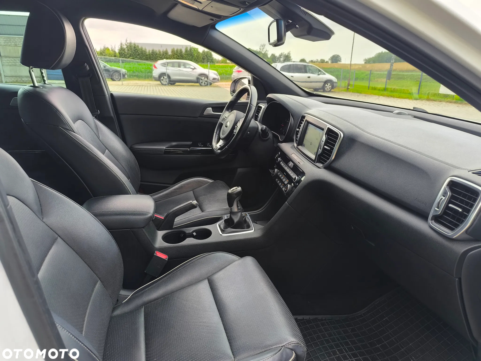 Kia Sportage - 10