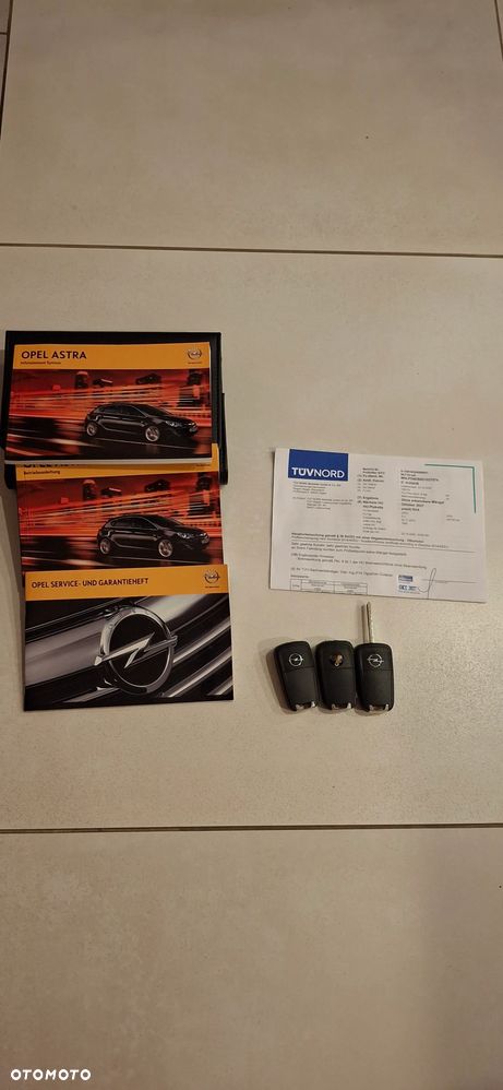 Opel Astra 1.4 EcoFLEX 150 Jahre - 25