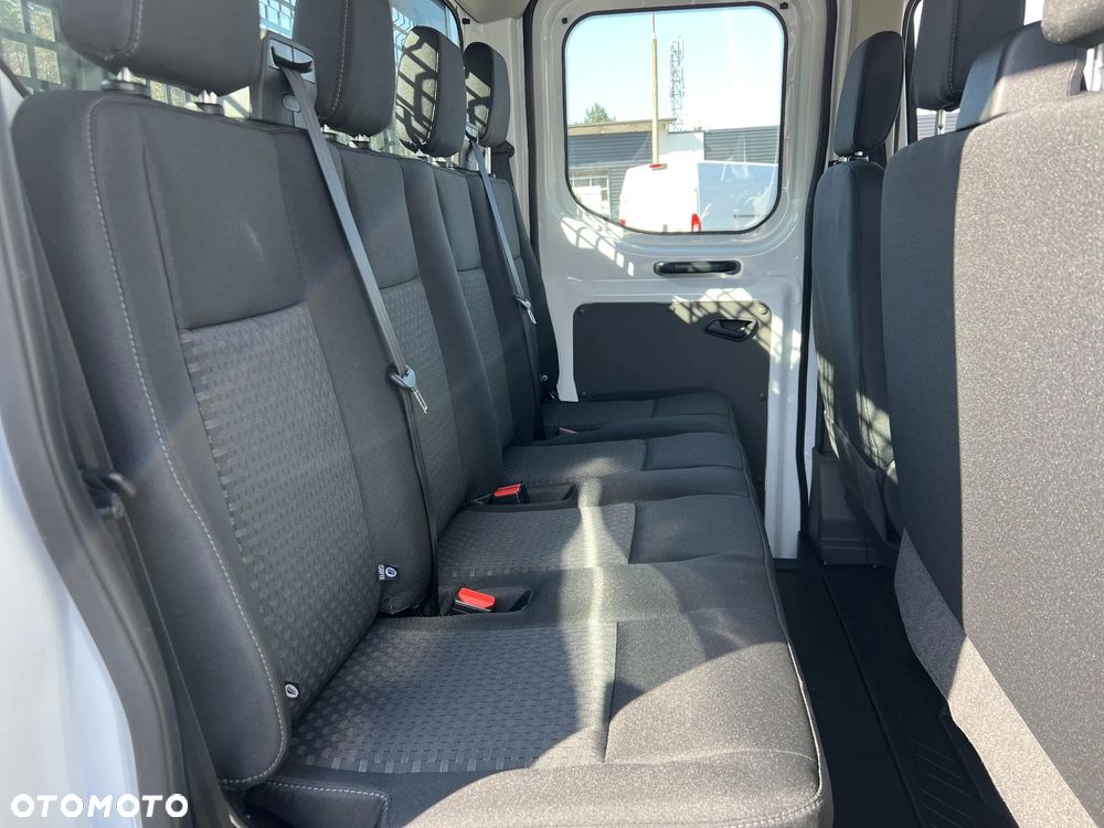 Ford Transit - 25