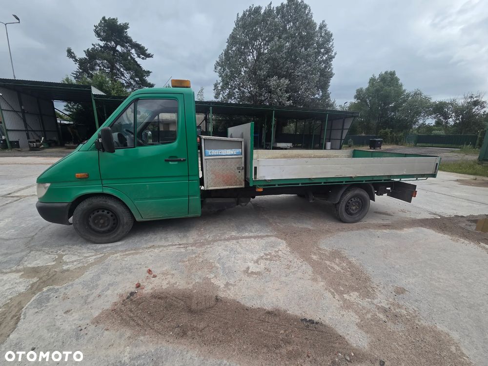 Mercedes-Benz SPRINTER - 7