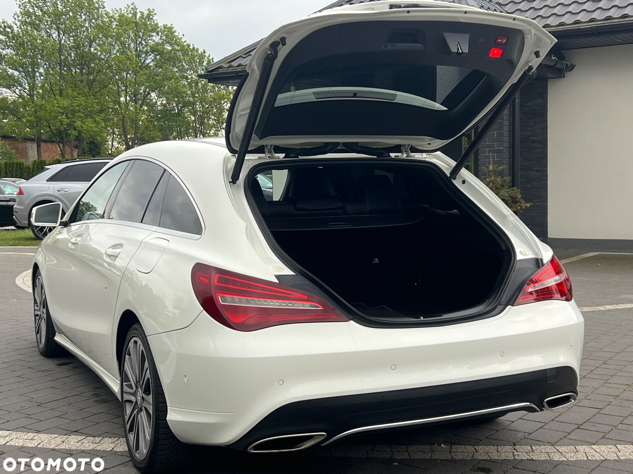 Mercedes-Benz CLA Shooting Brake 200 7G-DCT - 39