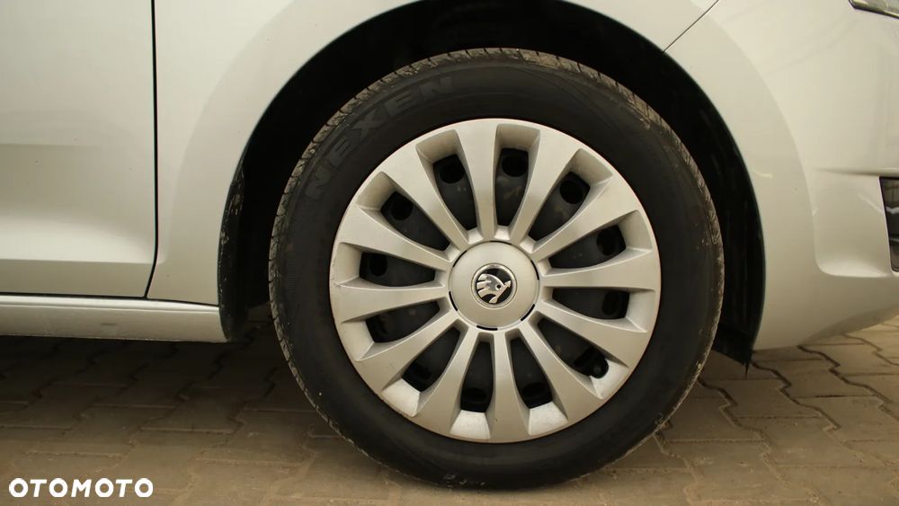 Skoda RAPID 1.0 TSI Ambition - 12