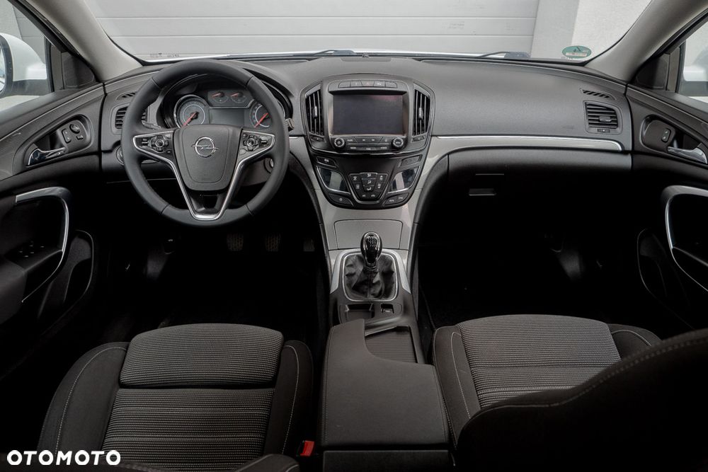 Opel Insignia 1.4 T Cosmo S&S - 30