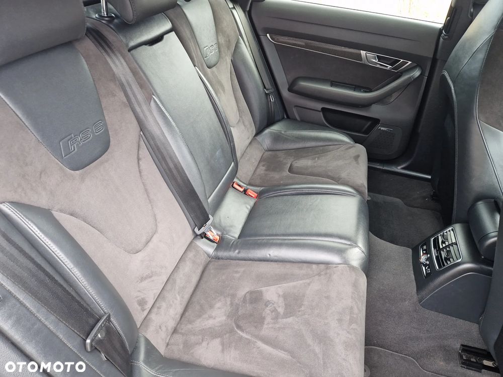 Audi RS6 5.0 TFSI Quattro Tiptr - 11