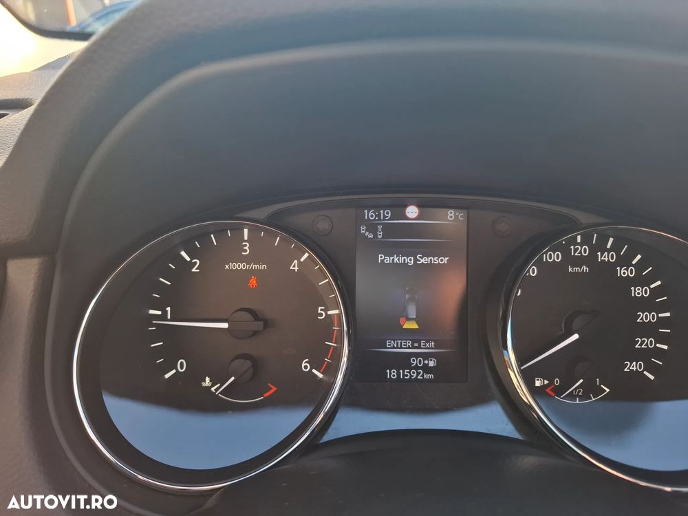 Nissan Qashqai 1.6 DCI Start/Stop Tekna - 25