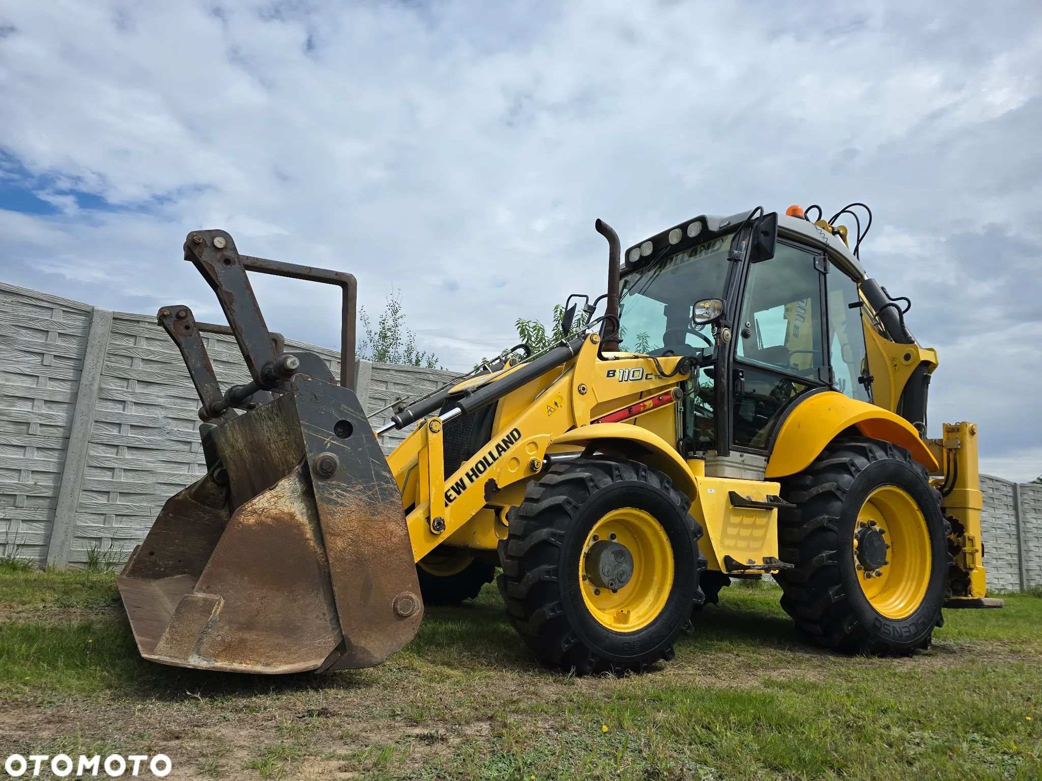 New Holland - 1