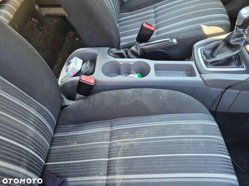Ford Focus - 10