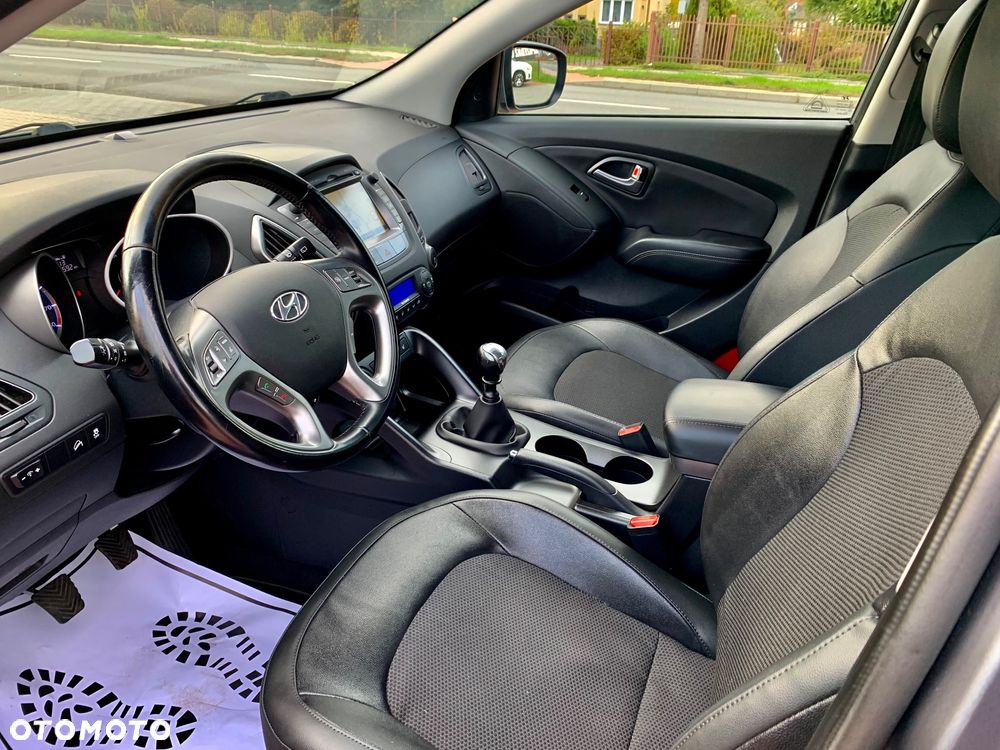 Hyundai ix35 blue 1.6 2WD Finale Gold - 15