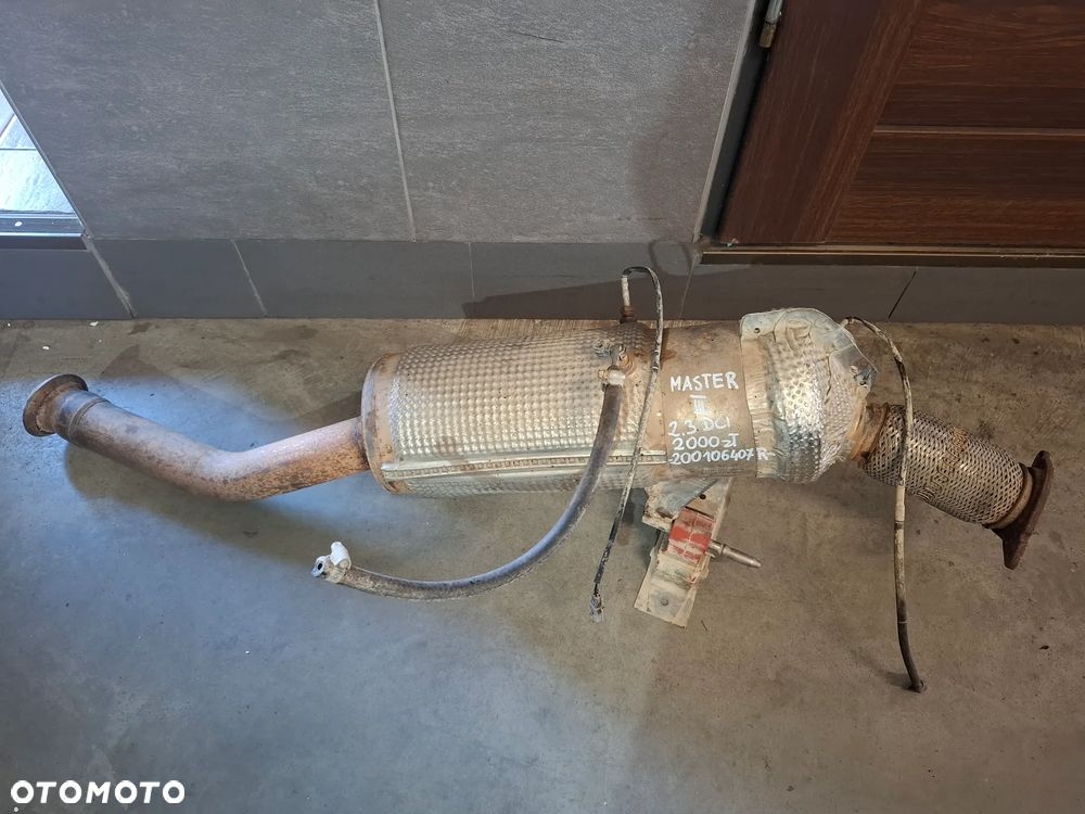 Filtr DPF Renault Master III 2019 rok 2,3 DCI nr 200106407R - 1