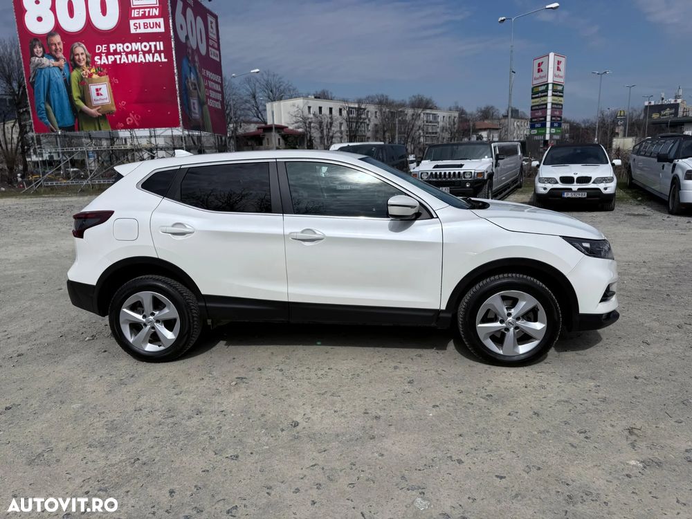 Nissan Qashqai 1.3 l MHEV X-Tronic Acenta - 16