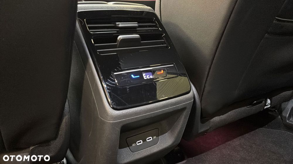 Volkswagen ID.7 - 25