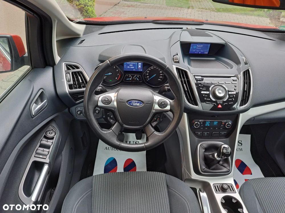 Ford Grand C-MAX - 17