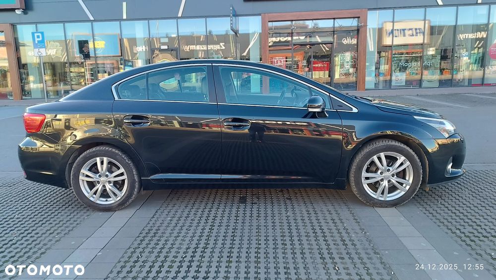 Toyota Avensis 1.8 Premium - 6