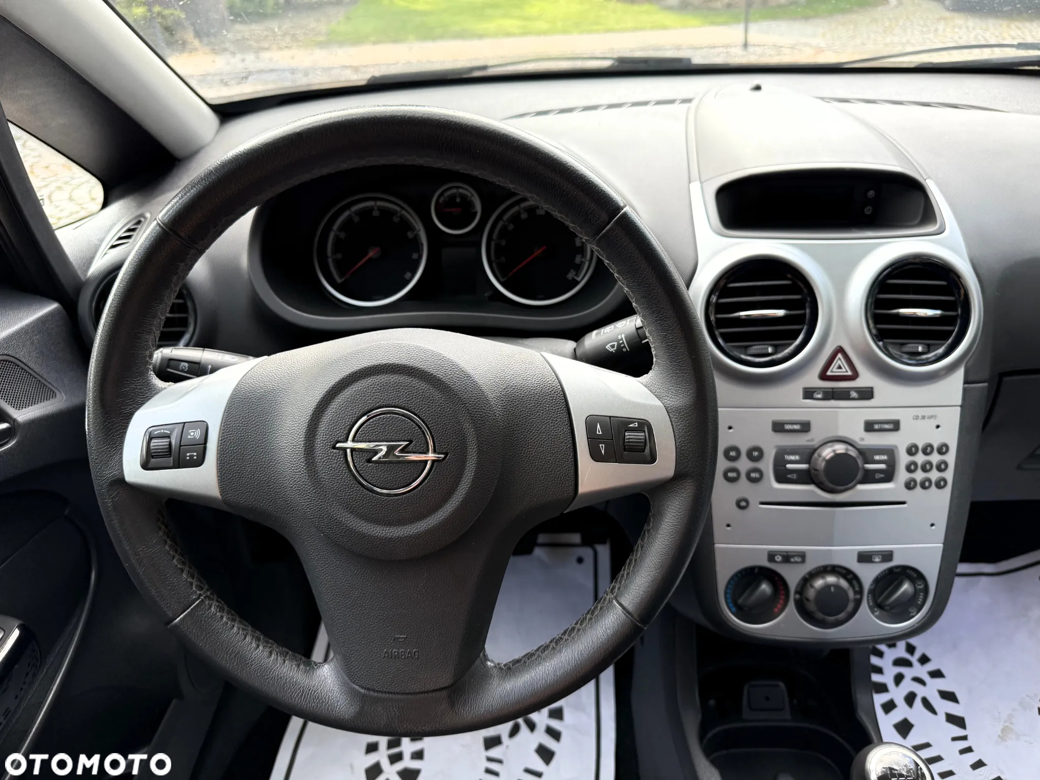 Opel Corsa 1.4 16V Active - 23