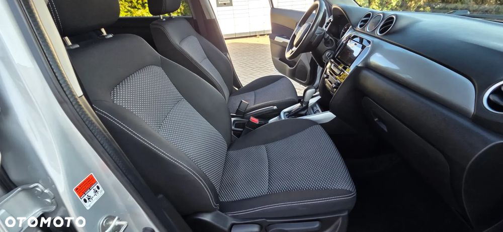 Suzuki Vitara 1.6 XLED 2WD - 33