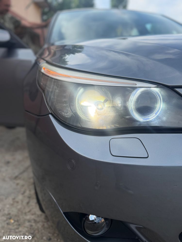 BMW Seria 5 520d - 7