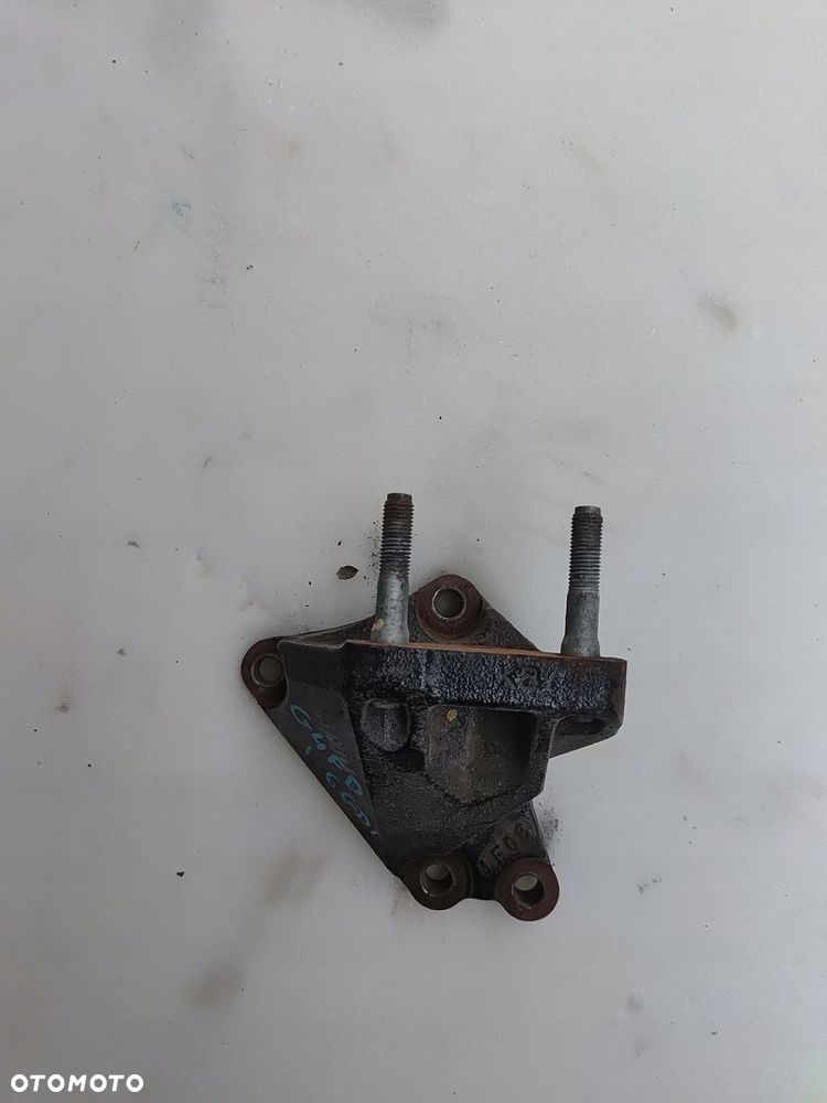 ŁAPA MOCOWANIE WSPORNIK SILNIKA KIA SPORTAGE 1.6 GDI G4FD - 2