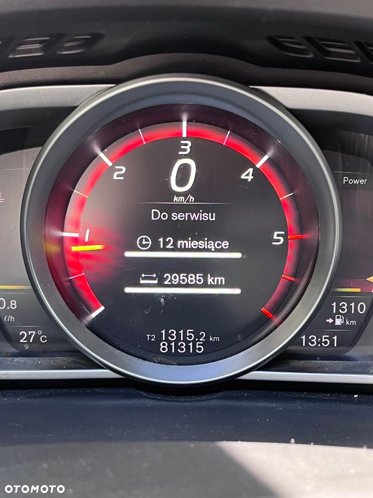 Volvo V40 D2 Drive-E SCR R-Design Momentum - 4