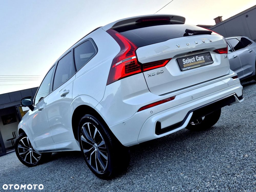 Volvo XC 60 B5 B AWD Ultimate Dark - 6