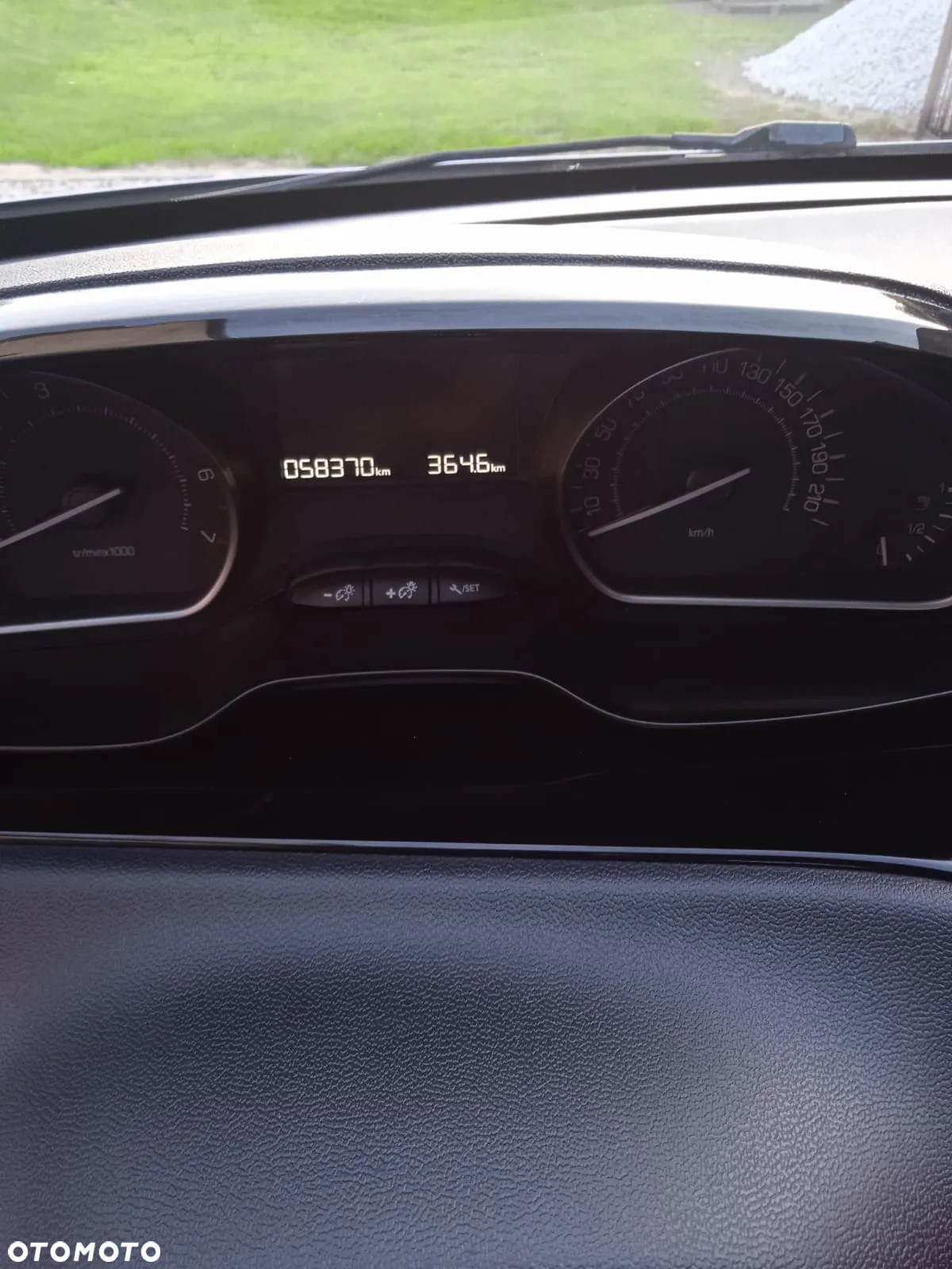 Peugeot 208 1.2 PureTech Style - 14