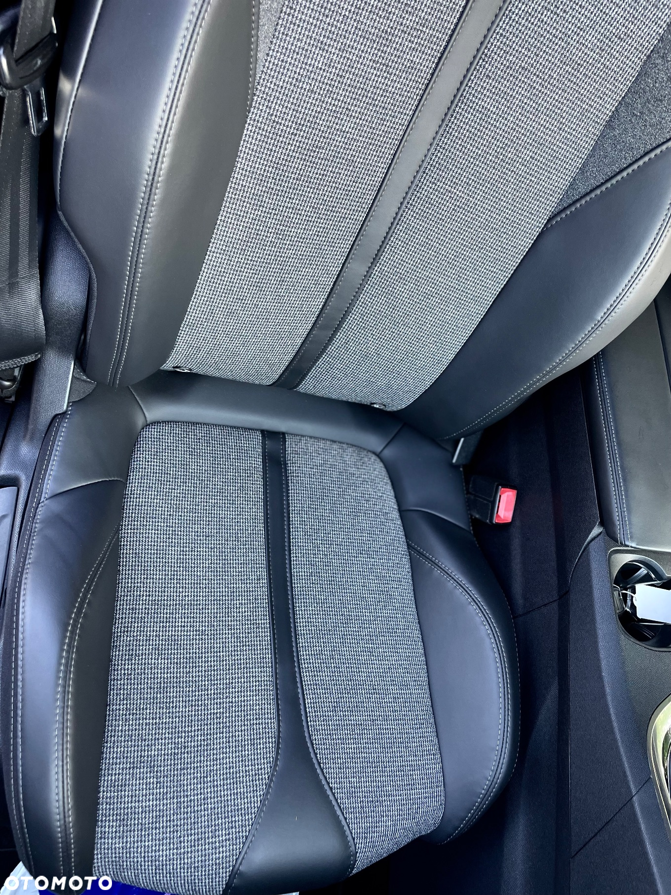 Peugeot 3008 1.6 BlueHDi Allure S&S - 15