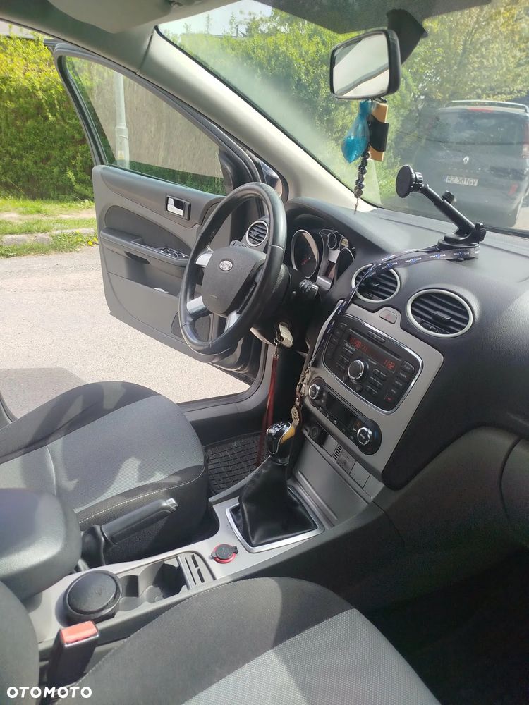 Ford Focus 1.8 FF Trend - 7