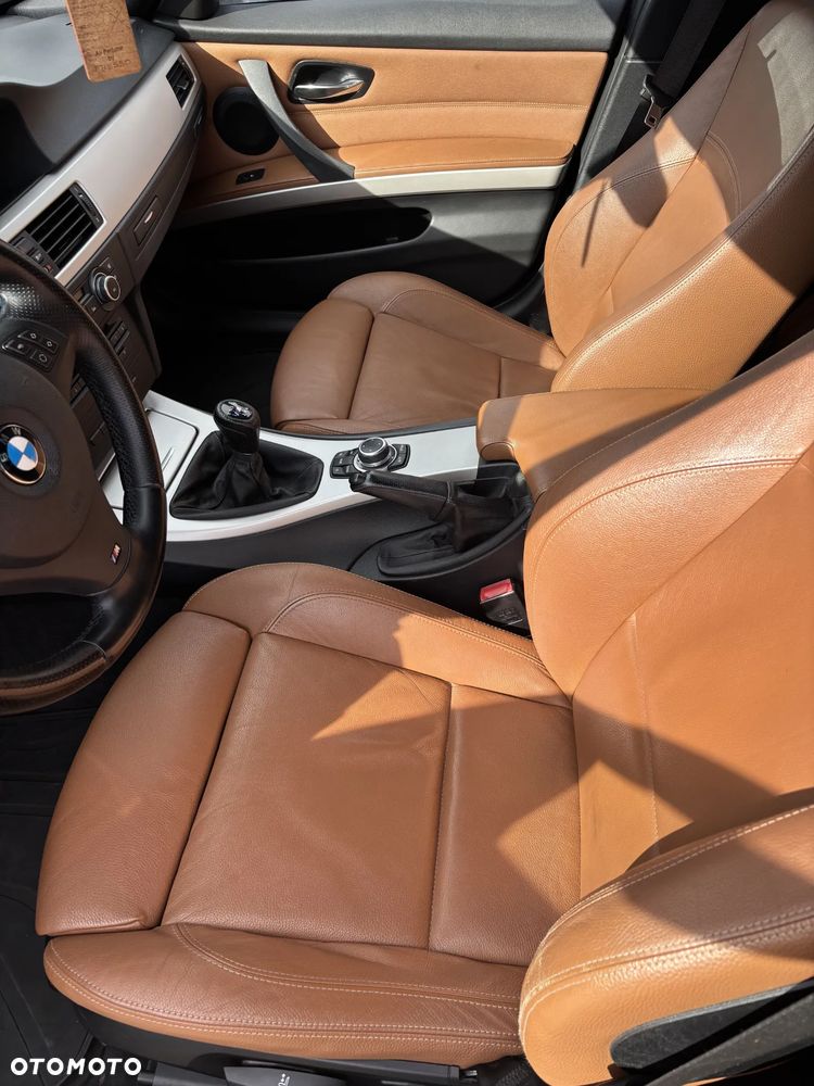 BMW Seria 3 320d - 13
