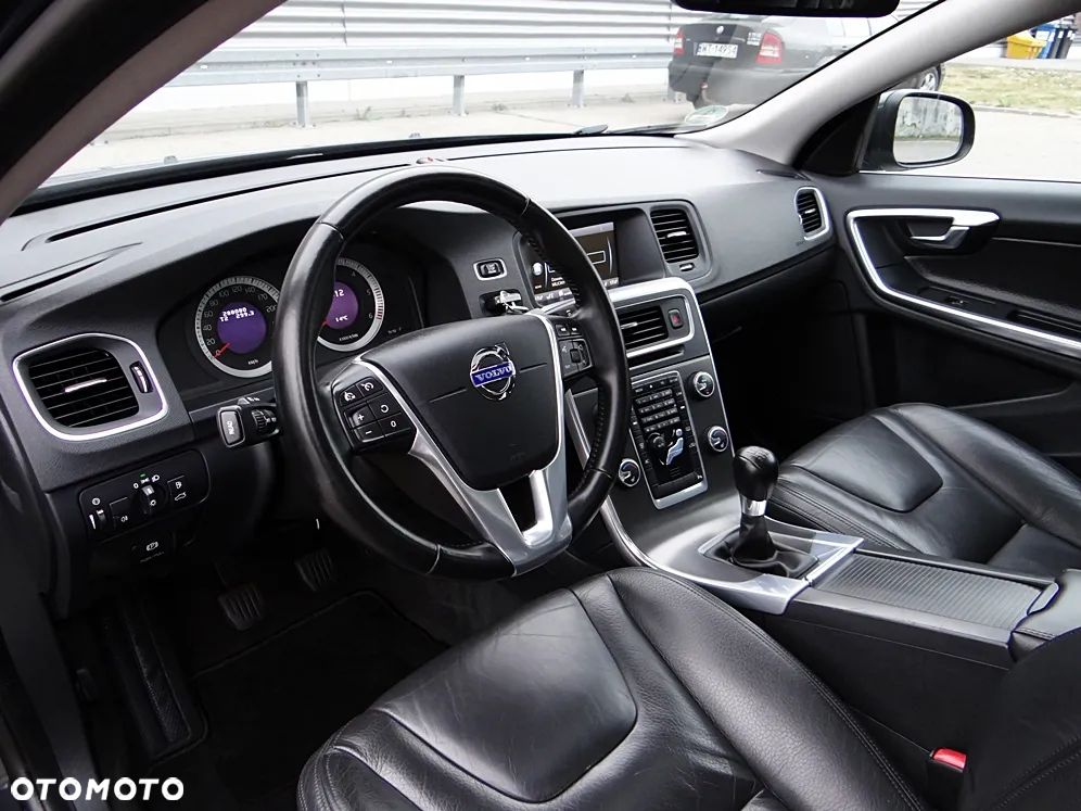 Volvo S60 D3 Summum - 23